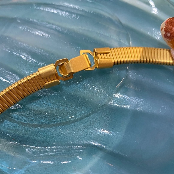 Vintage 20 inch Necklace - Picture 6 of 6